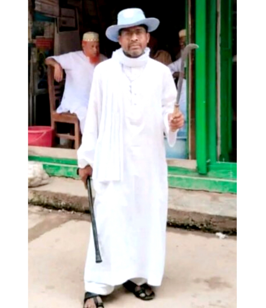 নলছিটিতে মানসিক ভারসাম্যহীন ইকবাল হত্যার পর স্থানীয়দের মধ্যে আতঙ্ক ও নিরাপত্তাহীনতা বেড়েছে।