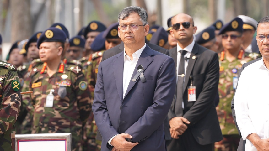 পিলখানা হত্যাকাণ্ড: আগের বক্তব্য সংশোধন করলেন স্বরাষ্ট্রমন্ত্রী; আগের কমিশনের সুপারিশই বাস্তবায়ন হবে