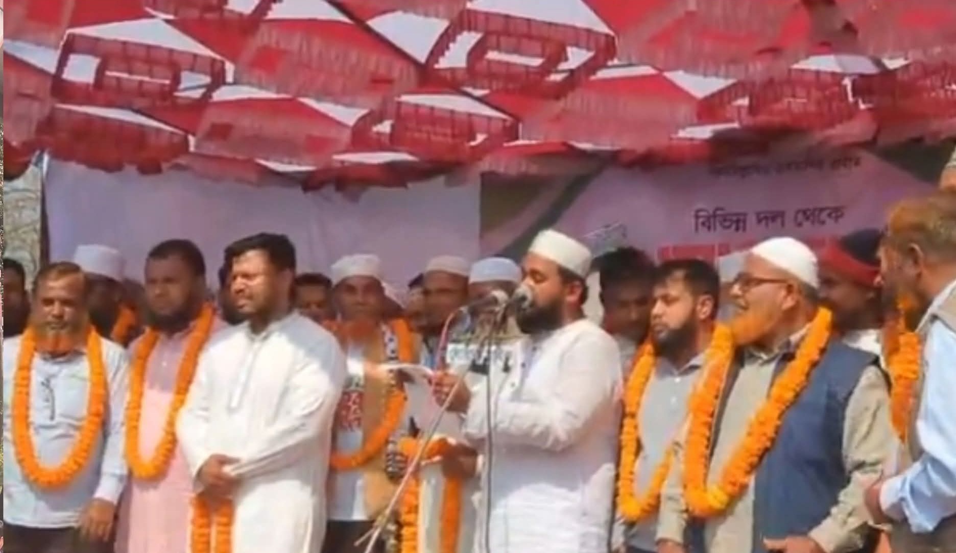 রামগঞ্জে বিএনপি ও অন্যান্য দলের ৩৪৮ সদস্য জামায়াতে যোগ দিলেন