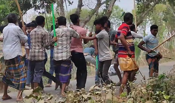 গাংনীতে বিএনপির দুই পক্ষের সংঘর্ষ, উপজেলা সভাপতিসহ আহত ১৫