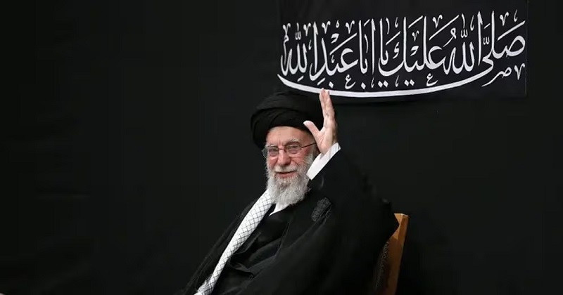 ইরানে অস্থায়ী নেতৃত্ব পরিষদ গঠন