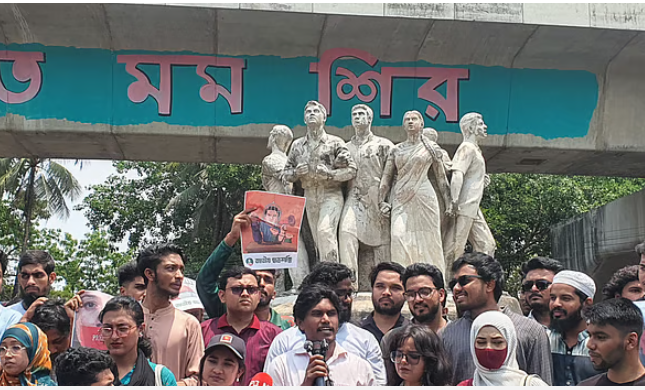 হাসিনা হওয়ার মিশনে নামবেন না’: ডিজিটাল নিরাপত্তা আইন নিয়ে ছাত্রশক্তির হুঁশিয়ারি